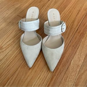M. Gemi light beige suede kitten heels